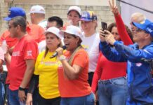 Yulisbeth García «La Tata» inició campaña desde La Sabanita en Ciudad Bolívar