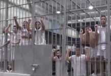 Migrantes venezolanos detenidos en El Salvador exigen libertad