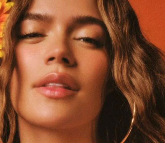 Karol G lanzó su quinto álbum «Tropicoqueta»: una mezcla de sonidos tropicales