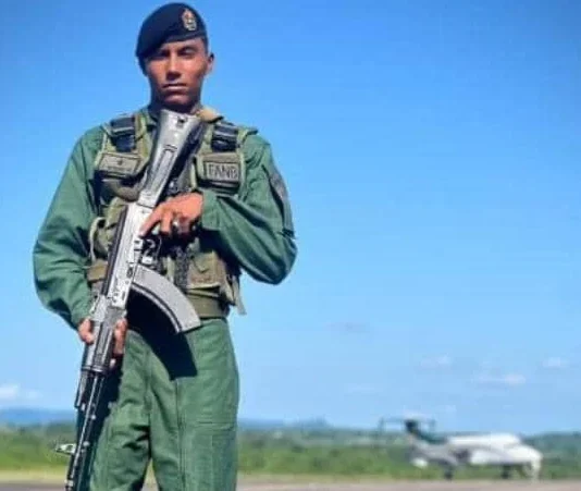 Buscan a soldado que mató a tres militares y huyó con un fusil de la Base Aérea de Santo Domingo, en Táchira